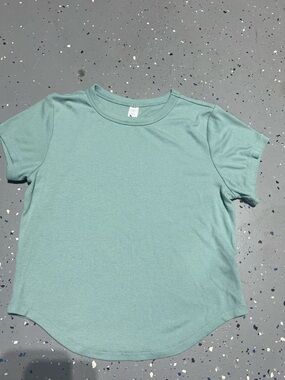 Old Navy Short Sleeve Tee in light aqua